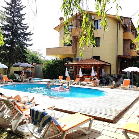 Family Hotel IV Velingrad Buitenkant foto