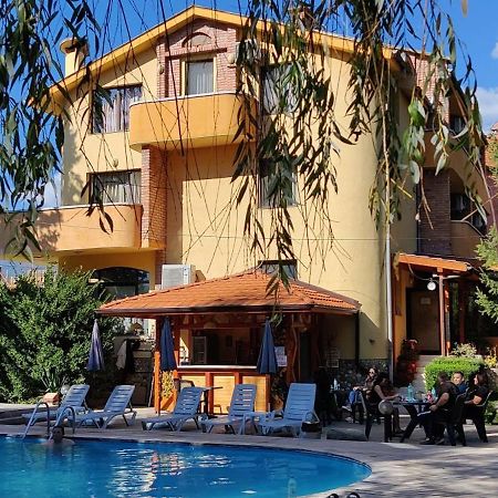 Family Hotel IV Velingrad Buitenkant foto