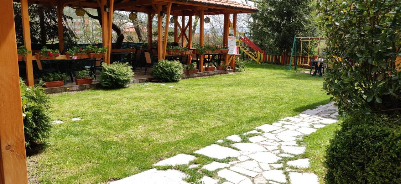 Family Hotel IV Velingrad Buitenkant foto