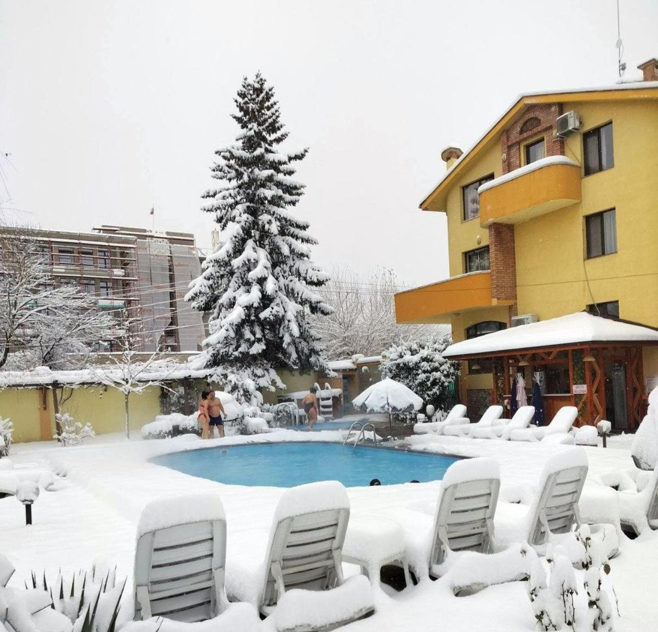 Family Hotel IV Velingrad Buitenkant foto