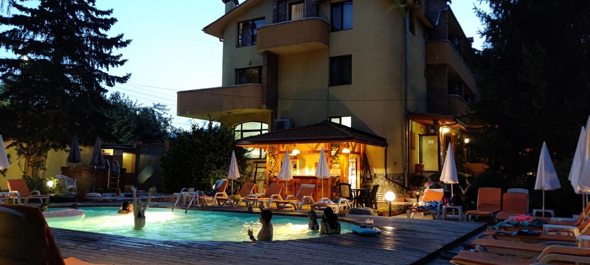 Family Hotel IV Velingrad Buitenkant foto